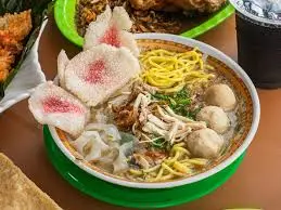 Mie Kuning Sop Kepala Sekolah